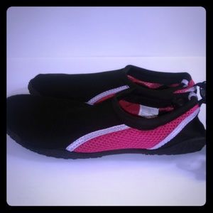 Xertia water footwear